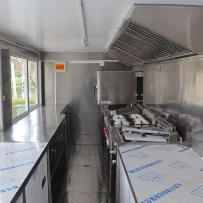 Forneau à convection à roue routière à base d'eau pour la cuisson des restaurants et des détaillants sur un camion alimentaire