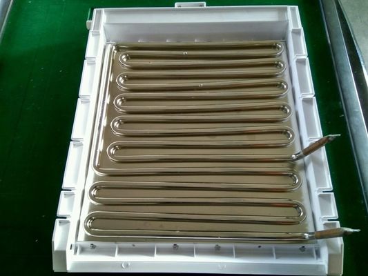 Système d'évaporation de la machine à glaçons carrés 30*30*22 pour la fabrication rapide et continue de glace