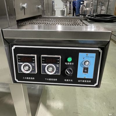 Un seul four 380V Transporteur commercial automatique Forneau à pizza Idéal pour la production de pizzeria