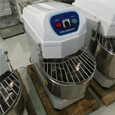 Appareil de cuisson pour hôtel-restaurant Mélangeur de pâte en spirale à vitesse de mélange de 101 à 200 tours/m