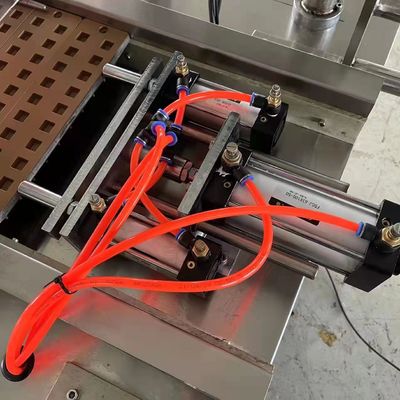 La machine à tirer des bonbons multifonctionnelle est parfaite pour la production de nouveaux produits