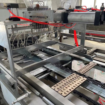 Ligne de production de bonbons avec tension 220-480v machine à gommer à la gélatine pectine petite gelée