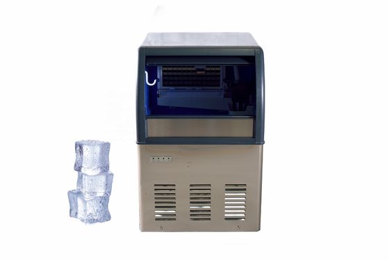 Machine à faire des glaçons commerciaux 5000 kg refroidissement automatique par air Sanyo compresseur