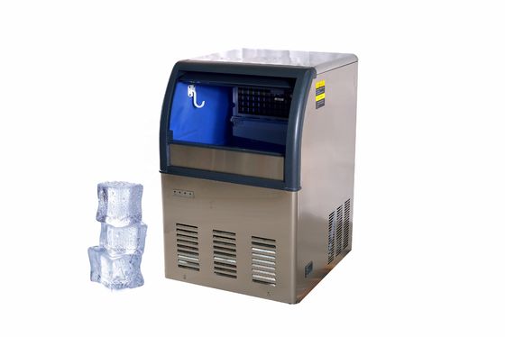 Machine à faire des glaçons commerciaux 5000 kg refroidissement automatique par air Sanyo compresseur