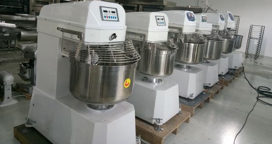 Fabricant de pâte mélangeur en spirale en acier inoxydable commercial à faible bruit à double/à seule vitesse