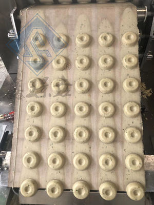 Machine de traitement des biscuits industriels avec fonction multifonctionnelle