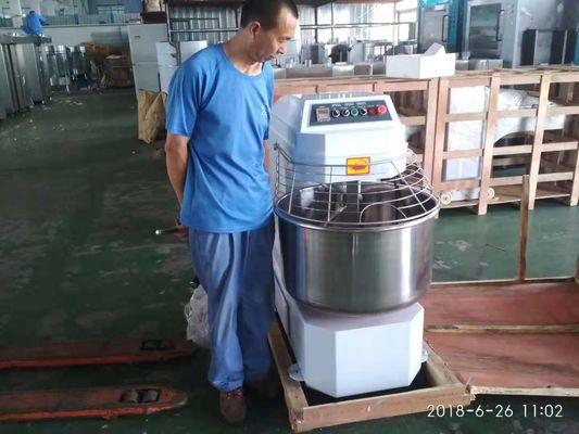 Hôtels industriels mélangeur de pâte planétaire spirale machine à pétrir du pain pour mélanger la pâte