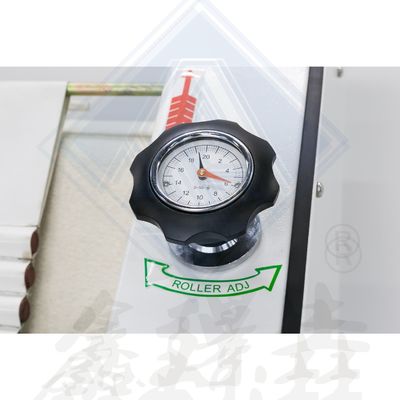 Équipement de boulangerie automatique pour la baguette/le pain français