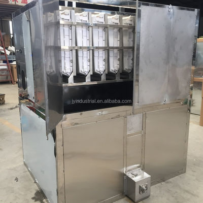 Fabrication industrielle de glacières à cube de 2 tonnes, d'une capacité de 160 kg/jour, avec réfrigérant R134a/R404A