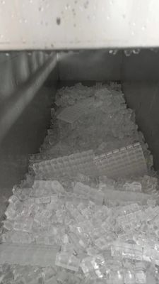 Machines automatiques de fabrication de blocs de glace en acier inoxydable industriel 304 pour petites maisons