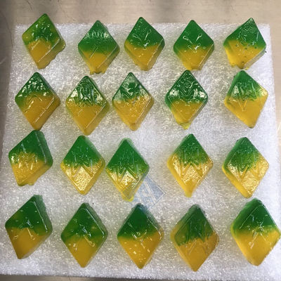 Machine de fabrication de bonbons à la gelée industrielle pour le chocolat à la gomme à base de sucre dur et doux