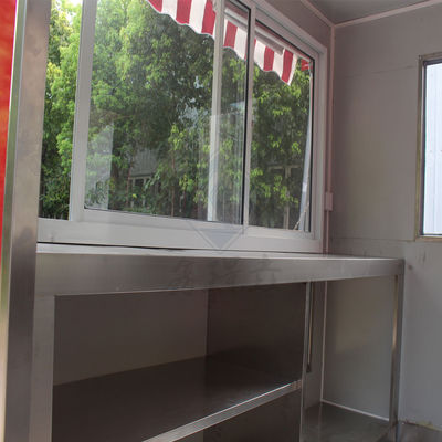 Camion alimentaire entièrement équipé 220cm à double axe commercial modèle rond avec couverture