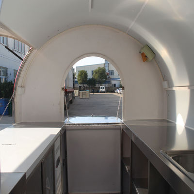 380*160*235 CM Street Mobile Gas Ice Cream Food Truck équipé de tous les équipements de cuisine