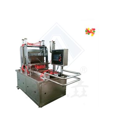 Machine de dépôt de bonbons à l'ours de pectine de 500 kg pour la production à grande échelle de bonbons gommés