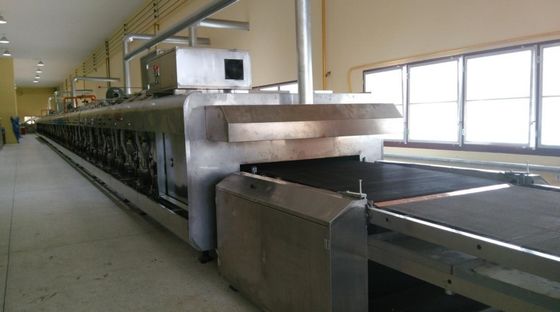 Forneau industriel professionnel de cuisson des gâteaux pour les magasins de vêtements et les ingrédients de fruits frais