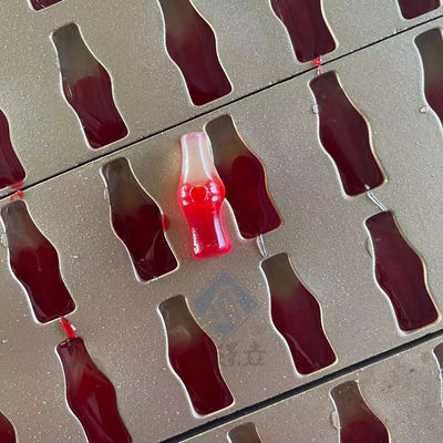 Machine à bonbons de 50 kg/h pour une production élevée de bonbons à base d'ours en caoutchouc et de gelée à Shanghai