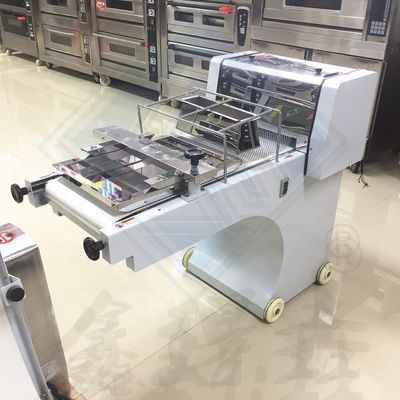 Coupeuse et coupeuse multifonctionnelle pour les gâteaux à la pizza