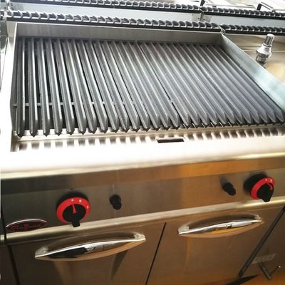 Grill à la lave en pierre à gaz commercial avec armoire et dispositif de protection contre les flammes à Sliver