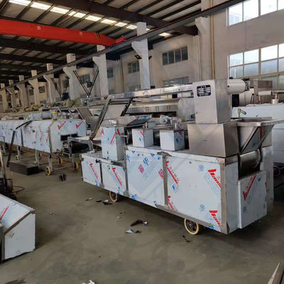 600 Modèle de grande capacité biscuits durs doux biscuits tunnel four pour le traitement de la farine