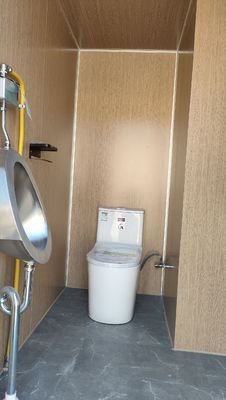 Appareil de toilette mobile portable de couleur personnalisée pour l'extérieur