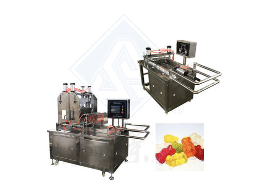 50 kg/h Chocolate Toffee Lollipop Gummy Bear Machine de fabrication pour la production de nourriture sucrée
