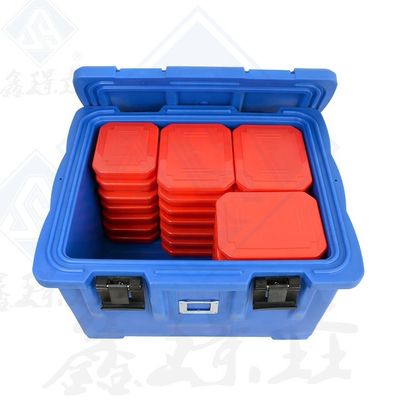 Boîtes isolées pour les plats de restauration avec revêtement thermique préassemblé