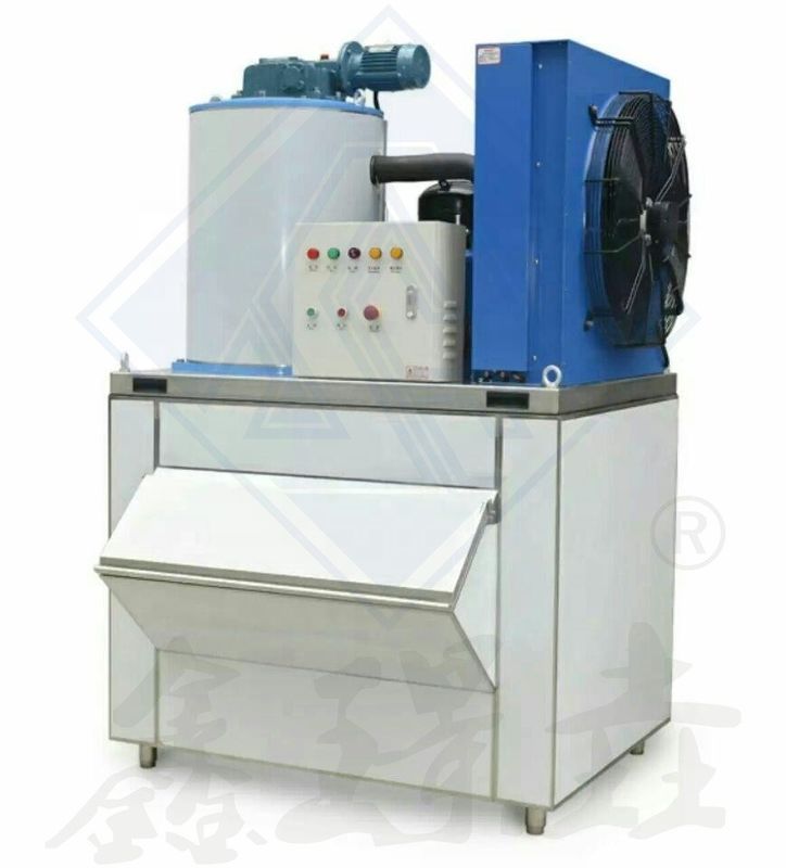 Capacité de stockage de glace de 600 kg Machine à glace en flocons pour la fabrication de Bingsu dans le cadre commercial