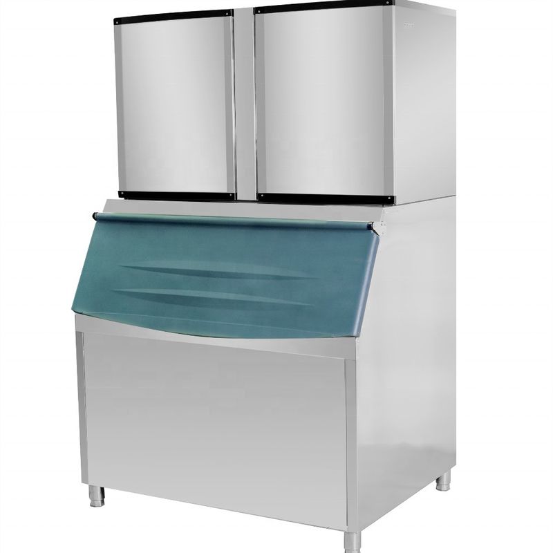 Machine à emballer de la glace en forme de flocons de type commercial automatique en cube pour les cafés